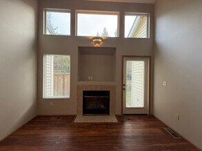 1597 Seasons Ln NW in Silverdale, WA - Building Photo - Building Photo