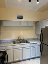 290 NE 154th St in Miami, FL - Building Photo - Building Photo