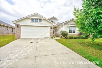 12490 Native Hill Dr in Choctaw, OK - Building Photo - Building Photo