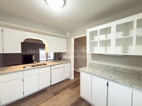 5865 Branchwood Rd in Raleigh, NC - Building Photo - Building Photo