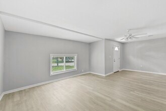 16907 Argyle Rd in Houston, TX - Building Photo - Building Photo