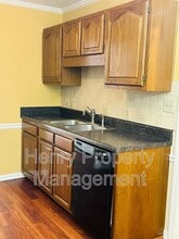 121 Planetree Ln in Cary, NC - Building Photo - Building Photo