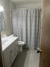 3584 Neerpark Dr in Lincoln, NE - Building Photo - Building Photo