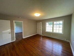 603 Lark Dr in Shelby, NC - Building Photo - Building Photo