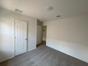 2917 Bandolier Pass in Leander, TX - Building Photo - Building Photo