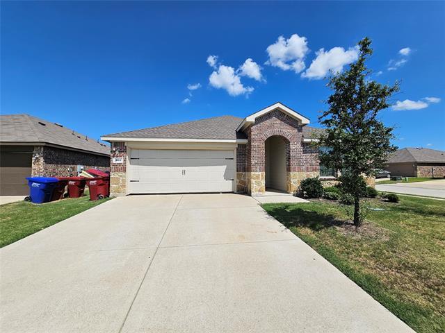 property at 900 Basswood Ln