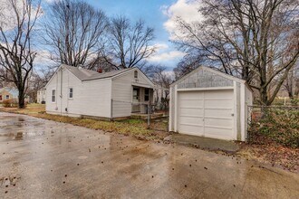 1413 S Roanoke Ave in Springfield, MO - Building Photo - Building Photo