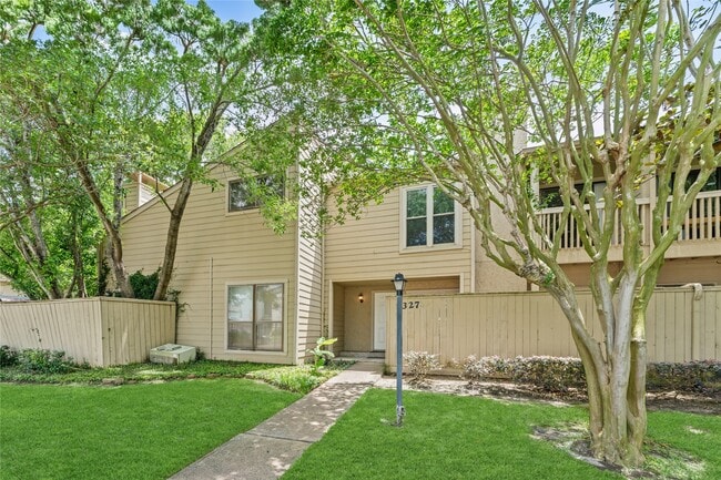 9327 Pagewood Ln