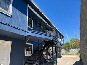 3114 Rosario St in Laredo, TX - Building Photo - Building Photo