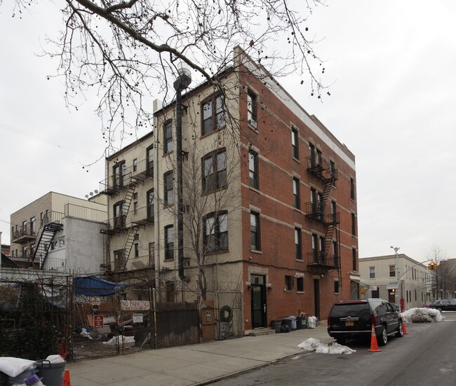 197 Franklin St in Brooklyn, NY - Building Photo - Building Photo