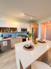 342 NE 35th St, Unit A1 in Miami, FL - Building Photo - Building Photo