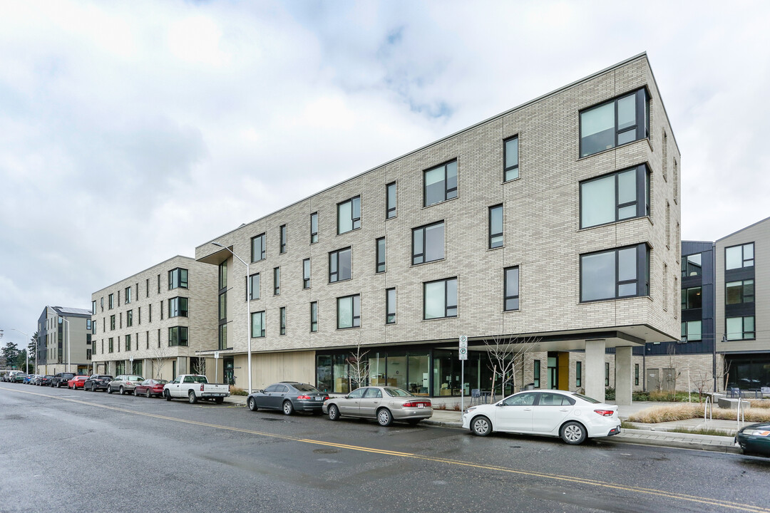 Renaissance Commons in Portland, OR - Building Photo