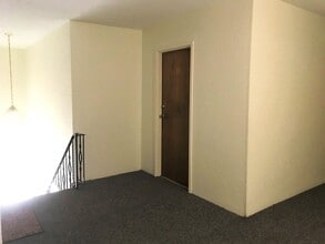 13 Strawberry Bank Rd in Nashua, NH - Building Photo - Building Photo