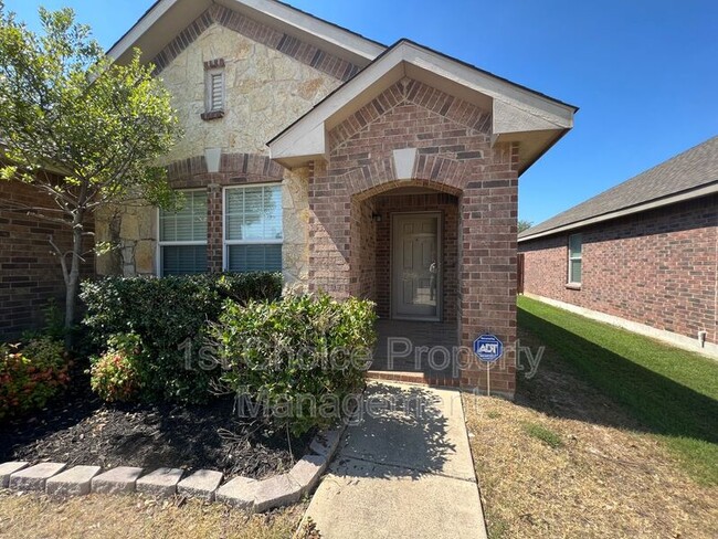 2421 Clairborne Dr in Fort Worth, TX - Building Photo - Building Photo