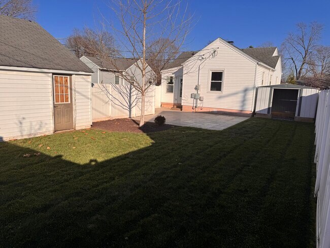 2312 Newton St in Columbus, IN - Building Photo - Building Photo