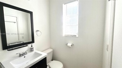 751 Euclid Ave in Miami Beach, FL - Building Photo - Building Photo