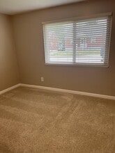 215 Owens Ave in McKeesport, PA - Building Photo - Building Photo