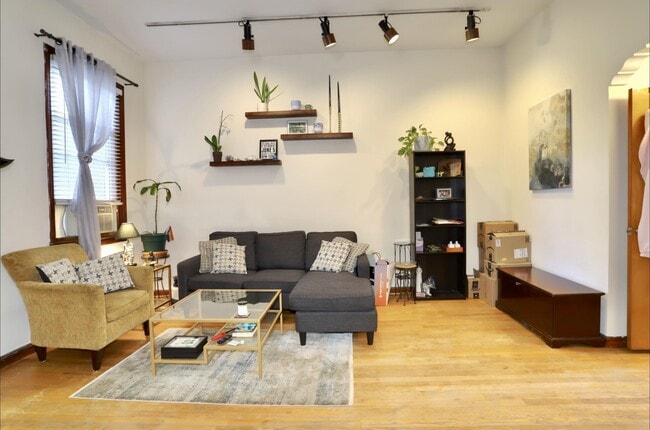 816 Bloomfield St in Hoboken, NJ - Building Photo - Building Photo