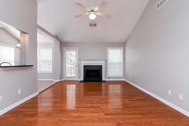 579 Northfield Ct in Lawrenceville, GA - Building Photo - Building Photo