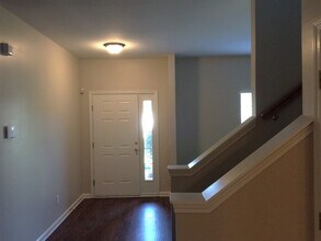 6240 Red Clover Ln in Charlotte, NC - Building Photo - Building Photo