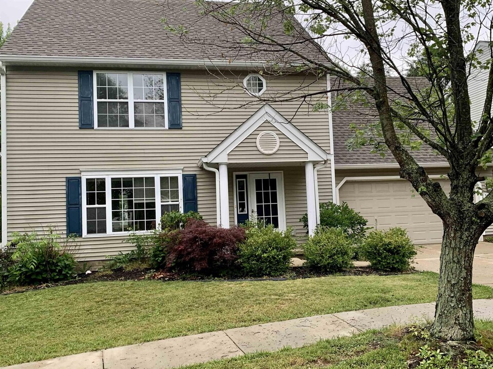 3882 Claybridge Dr in Bloomington, IN - Building Photo