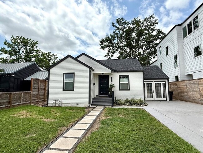 property at 114 E 23rd St