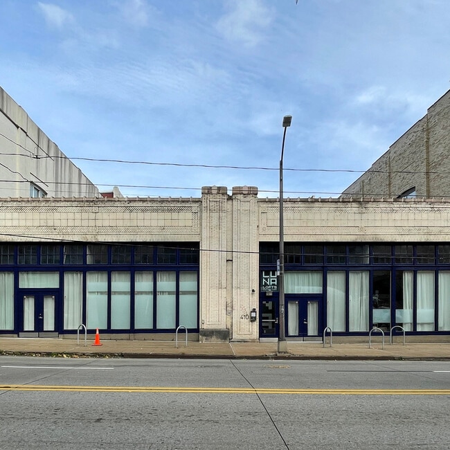 LUNA Lofts