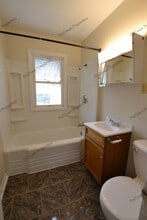 1408 Woodruff Rd in Joliet, IL - Building Photo - Building Photo