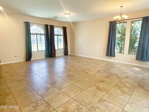 3507 S Falcon Dr in Gilbert, AZ - Building Photo - Building Photo