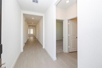 612 Mare Dr in Aubrey, TX - Foto de edificio - Building Photo