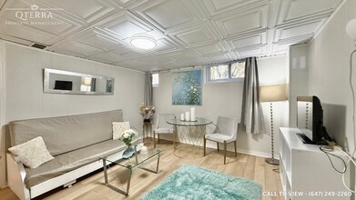 21 Lockmere Terr in Toronto, ON - Building Photo - Building Photo