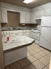 613 N Avenue Q in Portales, NM - Building Photo - Building Photo