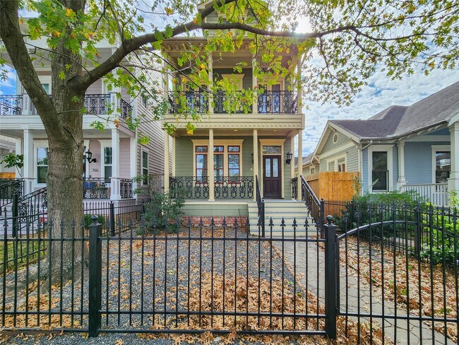 704 E 9th St in Houston, TX - Building Photo - Building Photo
