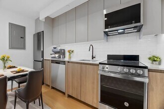 63 Pitt St in New York, NY - Building Photo - Building Photo