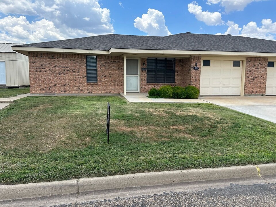 800 28th St in Canyon, TX - Building Photo