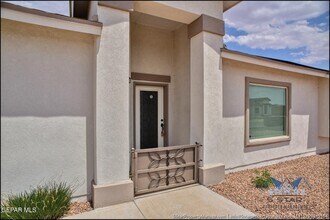 14920 Tim Hardaway in El Paso, TX - Building Photo - Building Photo