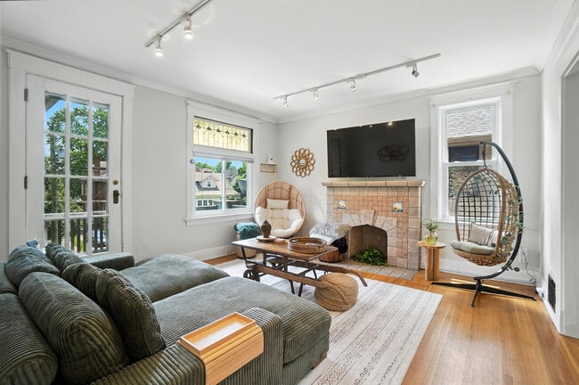 3769 Andrew Ave in Cincinnati, OH - Foto de edificio - Building Photo