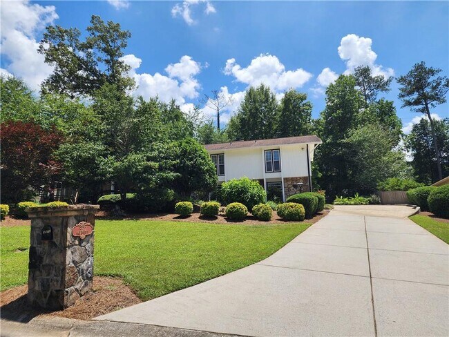 3572 High Green Dr in Marietta, GA - Building Photo - Building Photo