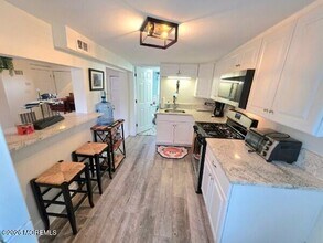 1014 Fifth Ave in Asbury Park, NJ - Foto de edificio - Building Photo