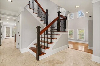 1917 N Decatur Rd in Atlanta, GA - Foto de edificio - Building Photo