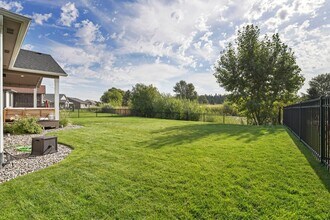 9905 W January Dr in Cheney, WA - Building Photo - Building Photo
