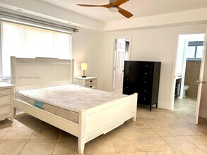 4190 Pamona Ave in Miami, FL - Building Photo - Building Photo