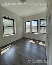 2716 W Rosemont Ave in Chicago, IL - Building Photo - Building Photo