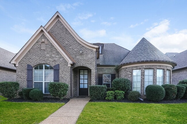 property at 6219 Arlington Ln