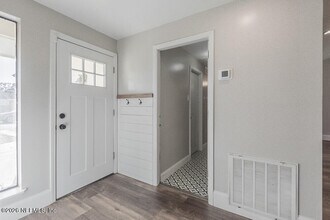 2465 Wattle Tree Rd W in Jacksonville, FL - Building Photo - Building Photo