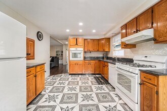 50 Irving St, Unit #2 in Revere, MA - Building Photo - Building Photo