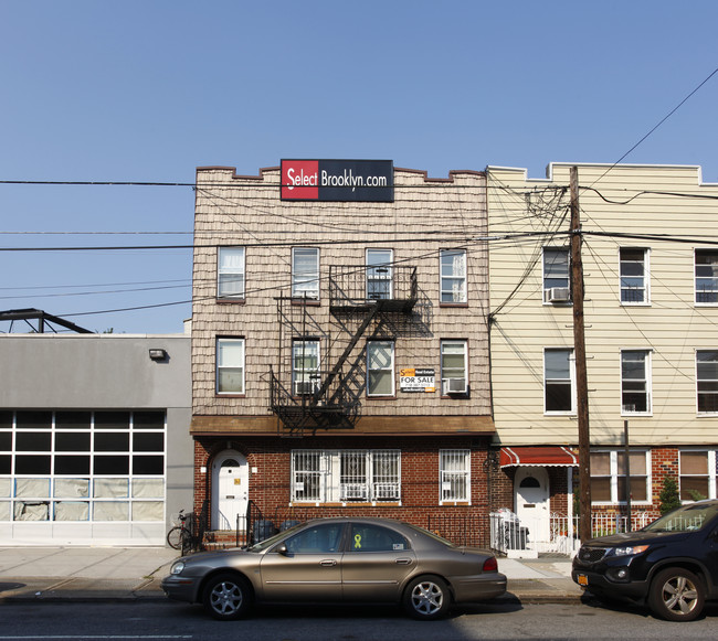 36 Bushwick Ave in Brooklyn, NY - Building Photo - Building Photo