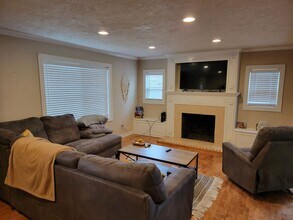 943 NW 11th St in Corvallis, OR - Building Photo - Building Photo