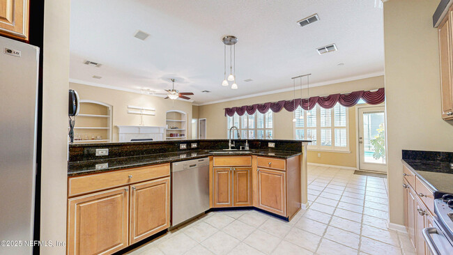 1764 Rising Oaks Dr in Jacksonville, FL - Foto de edificio - Building Photo
