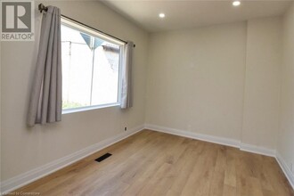 126 Evans St in Hamilton, ON - Building Photo - Building Photo